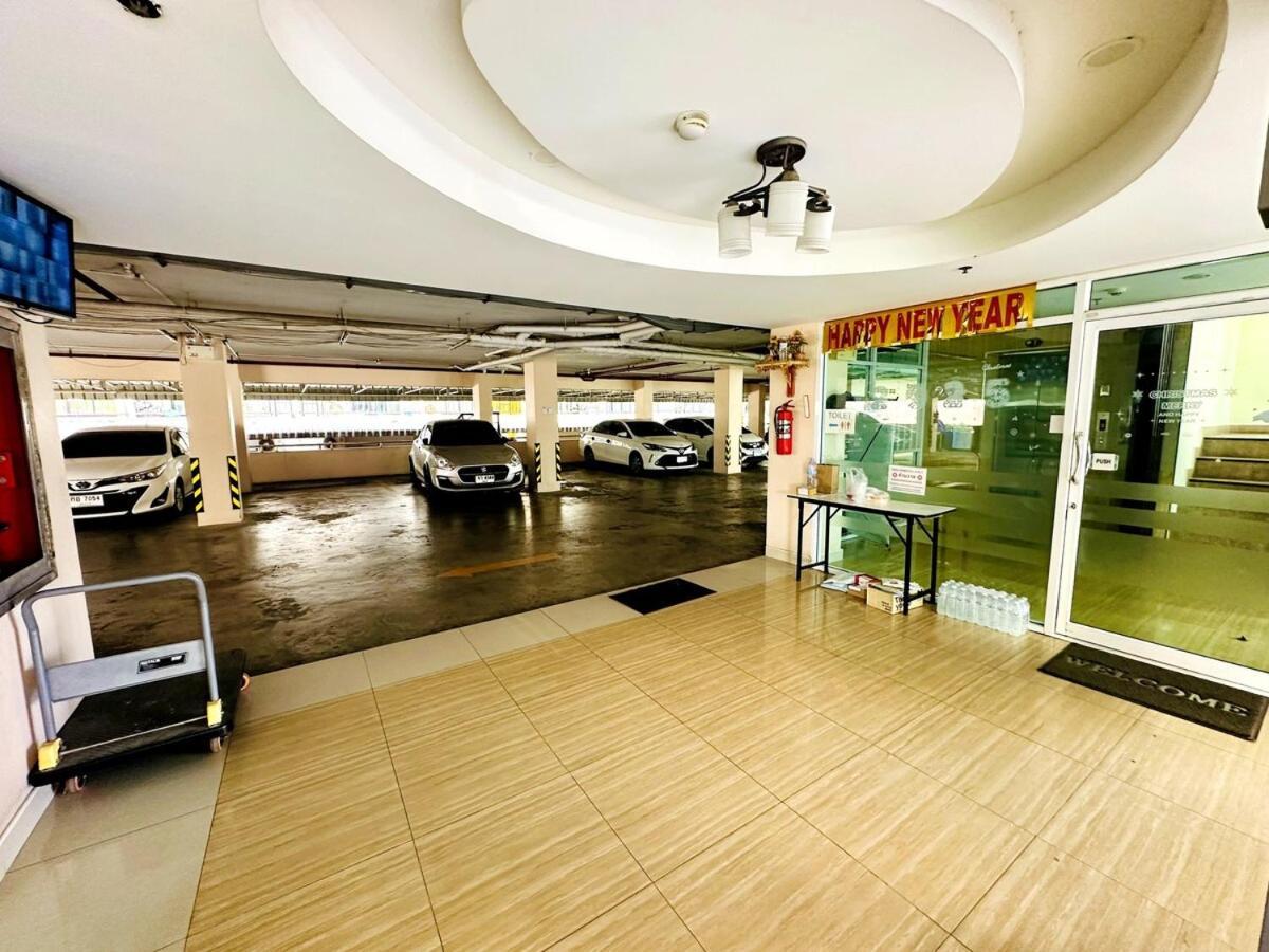 Wisdom Burg Bangsaen, Pool, Gym Aparthotel Ban Rong Khoei ภายนอก รูปภาพ