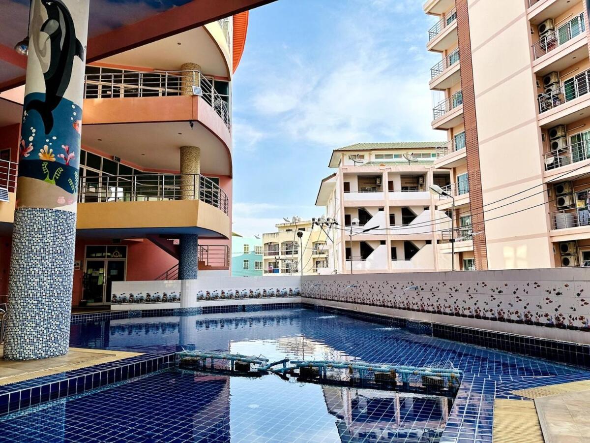 Wisdom Burg Bangsaen, Pool, Gym Aparthotel Ban Rong Khoei ภายนอก รูปภาพ