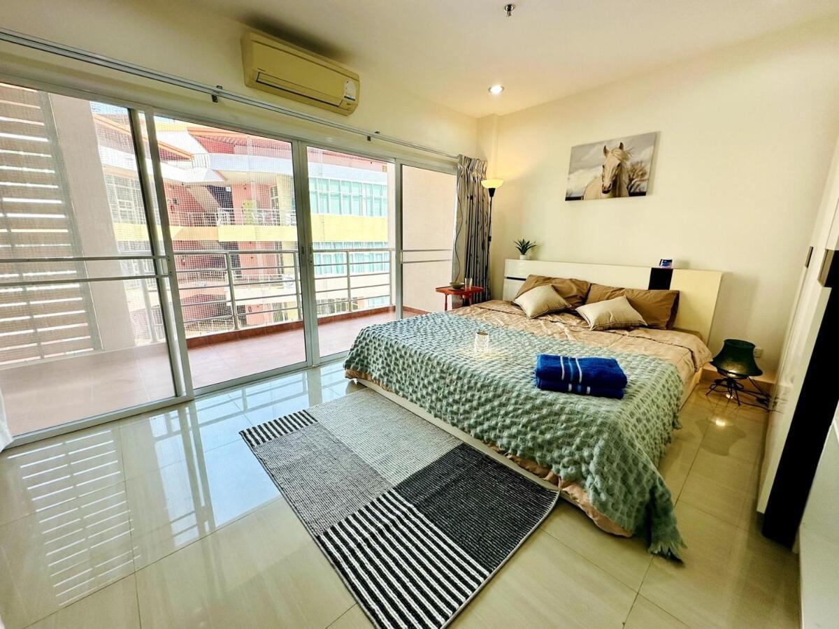 Wisdom Burg Bangsaen, Pool, Gym Aparthotel Ban Rong Khoei ภายนอก รูปภาพ