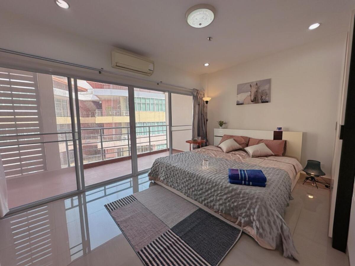 Wisdom Burg Bangsaen, Pool, Gym Aparthotel Ban Rong Khoei ภายนอก รูปภาพ